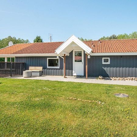 8 Person Holiday Home In Hejls Exterior photo