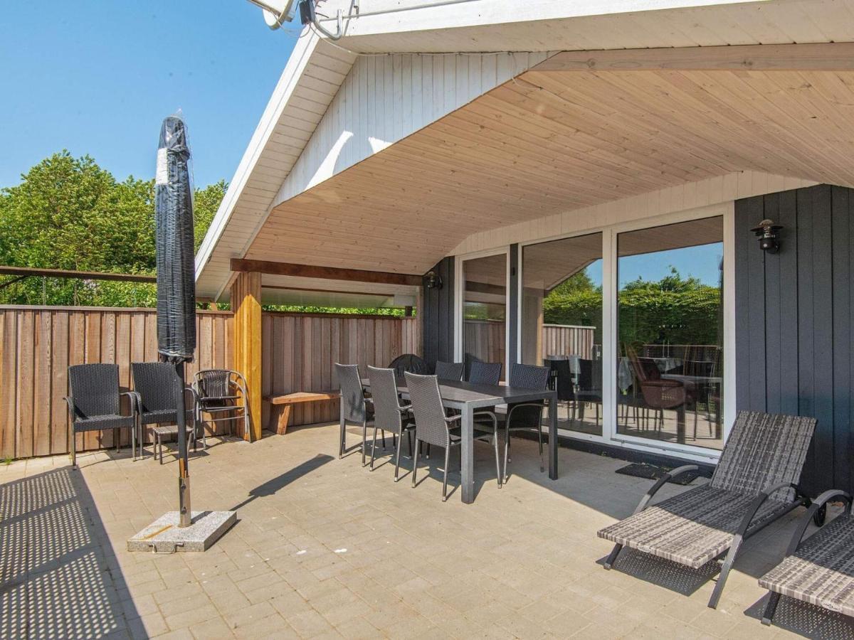 8 Person Holiday Home In Hejls Exterior photo
